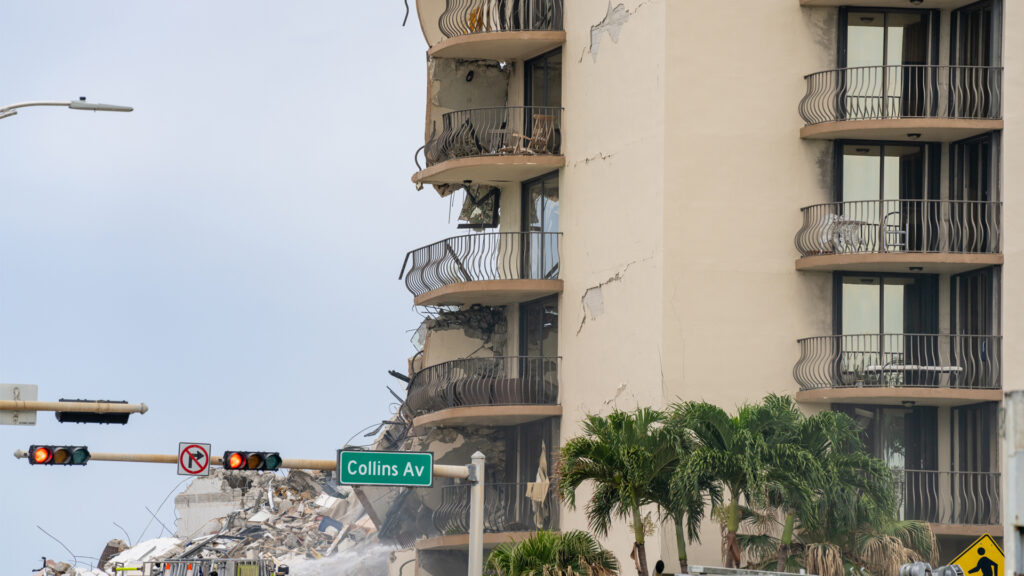 Sections of Champlain Towers in Surfside after the complex's partial collapse (iStock image)